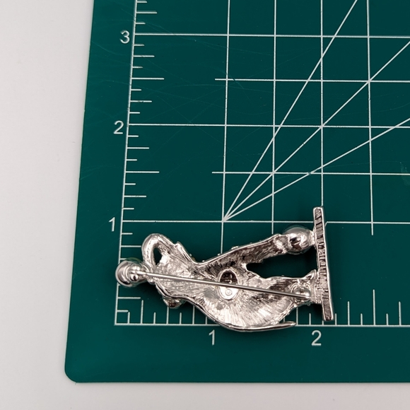 Kenneth Jay Lane Circus Elephant Rhinestone Encrusted Faux Pearl Pin Brooch - Picture 8 of 8